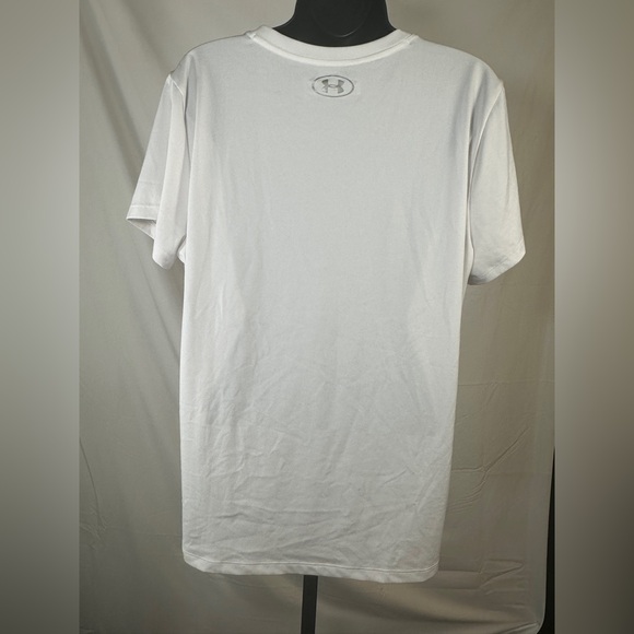 Under Armour Shirt - Picture 2 of 5